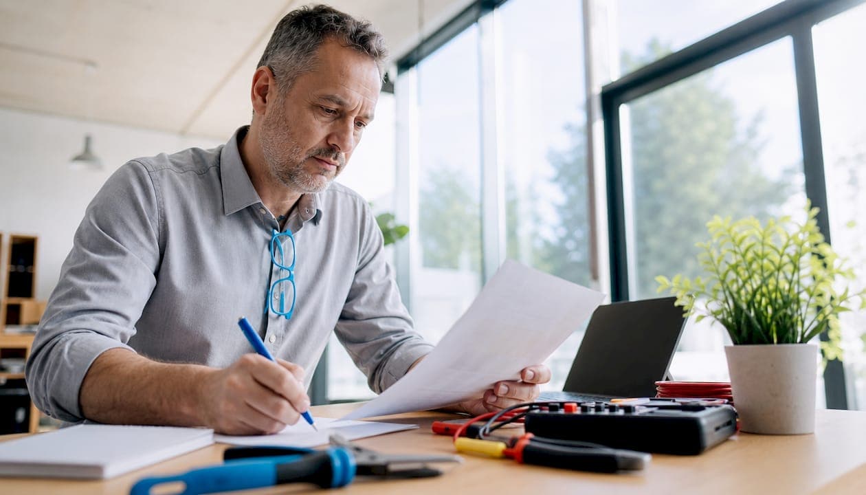Job Posting Mistakes Electrical Contractors Make in 2026